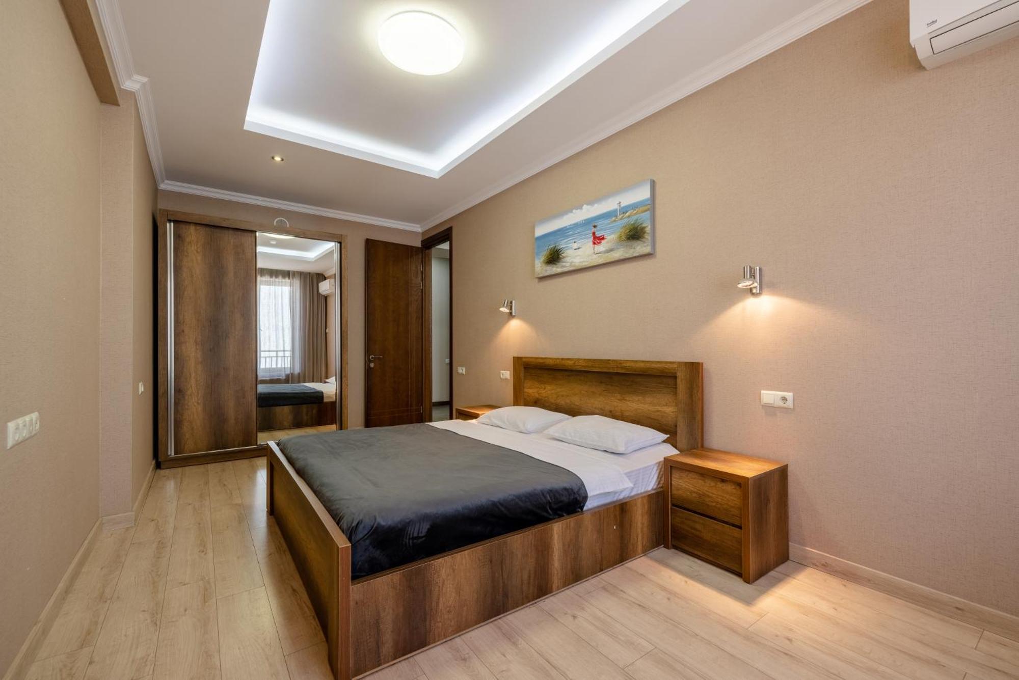 Apartment Lovely Spot In The Heart Of