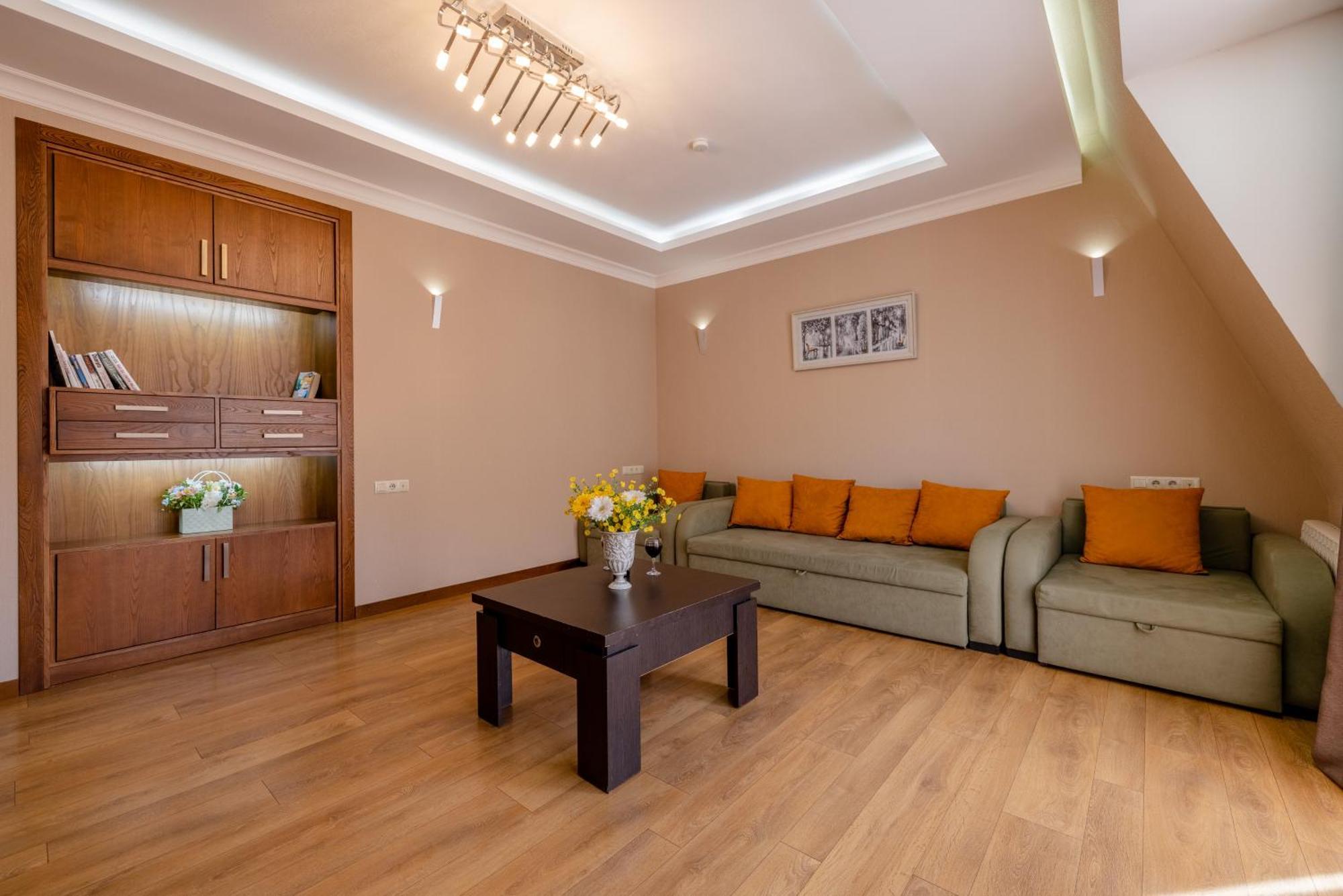 Apartment Lovely Spot In The Heart Of Tbilisi