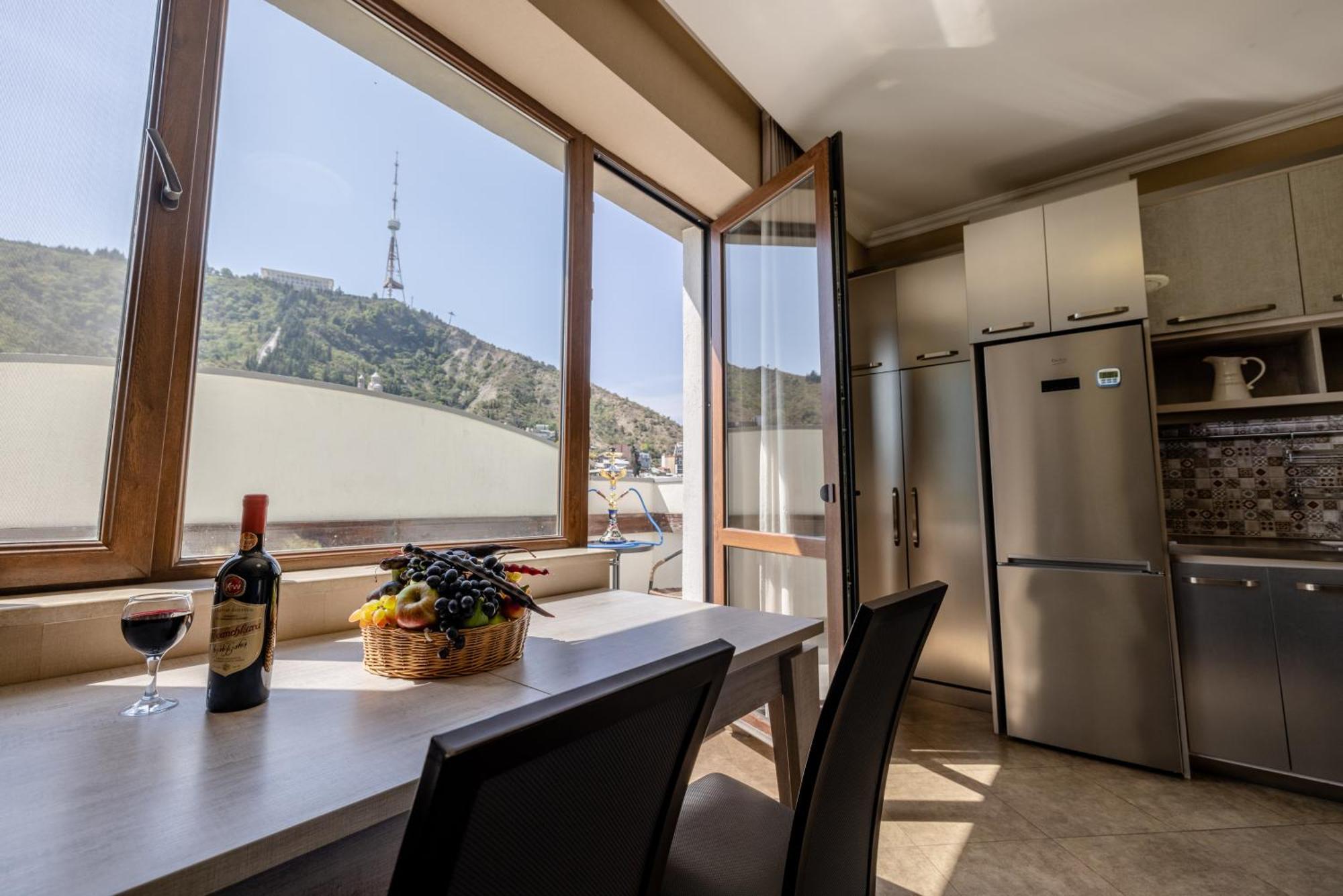 Lovely Spot In The Heart Of Apartment *